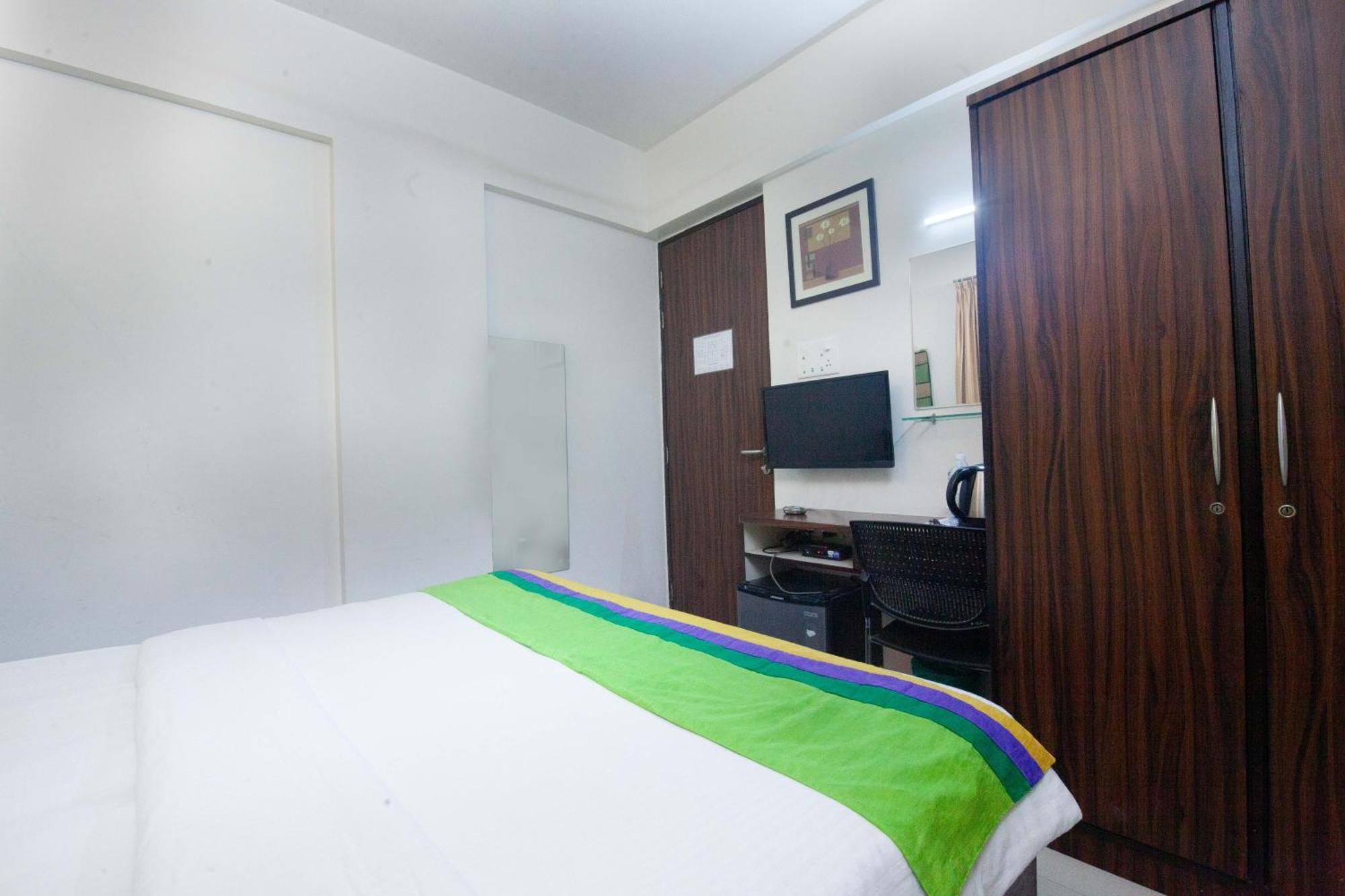 Treebo Park View Hadapsar Hotel Pune Luaran gambar