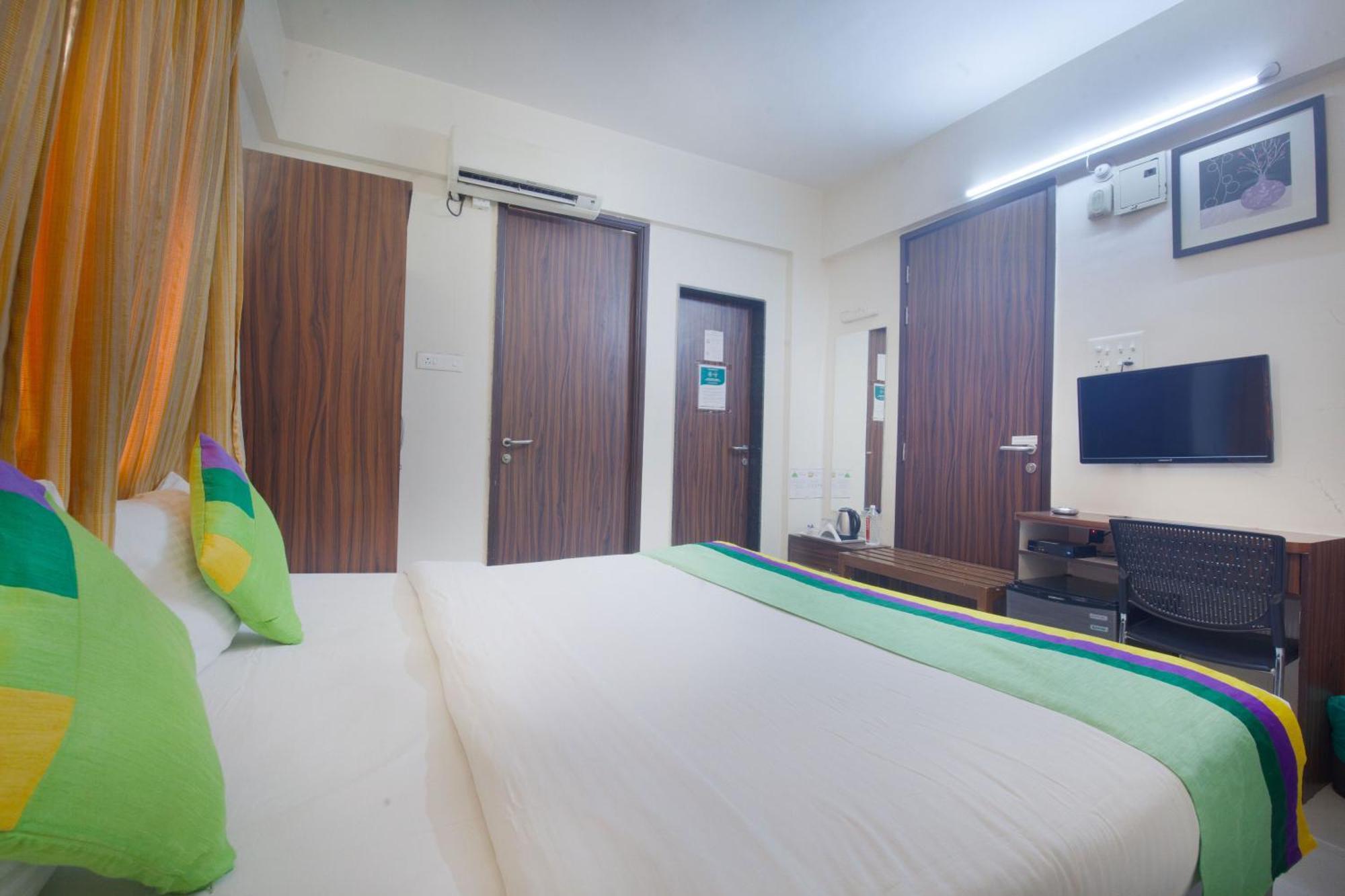 Treebo Park View Hadapsar Hotel Pune Luaran gambar