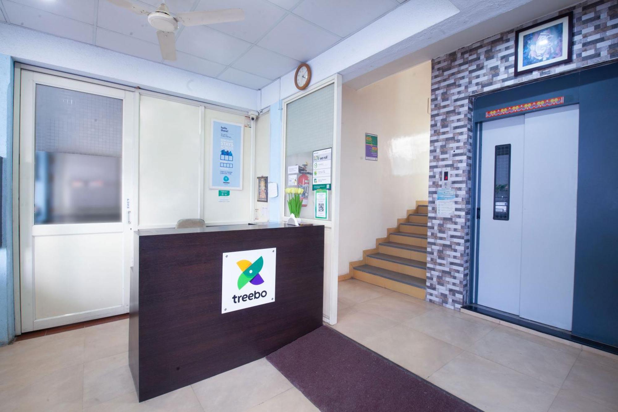 Treebo Park View Hadapsar Hotel Pune Luaran gambar